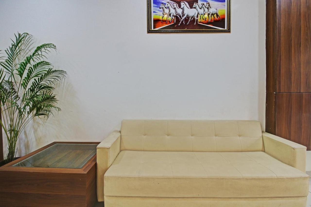 Treebo Krishna Regency Isbt Bus Stop Bhopal Bagian luar foto