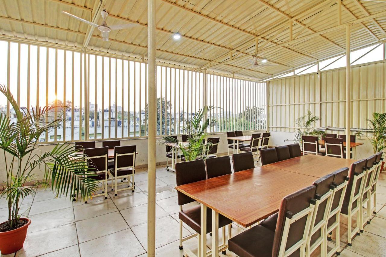 Treebo Krishna Regency Isbt Bus Stop Bhopal Bagian luar foto